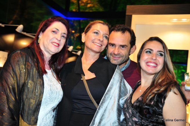 Virgínia Velloza, Ludovica e Roberto Palomba e Daniela Velloza - foi um prazer conhecê-los! Foto: Celina Germer